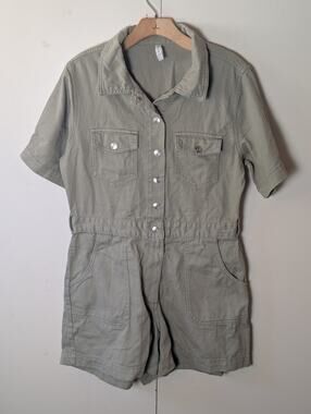 Amisu Utility Green Romper Size 12